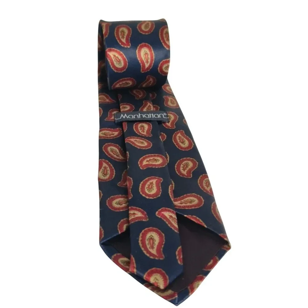 Vintage Manhattan Mens Silk Tie Navy Red Paisley Classic Pattern Lux 3.5